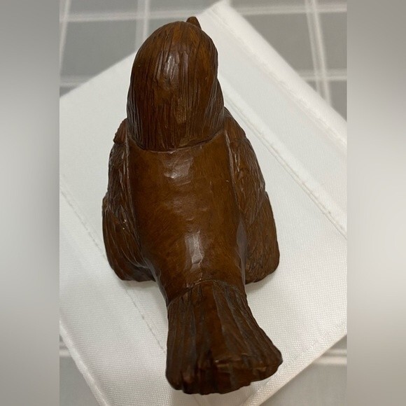 Vintage Red Mill Mfg Pecan Shell & Resin Sparrow Bird Figurine Handcrafted USA - Picture 3 of 8